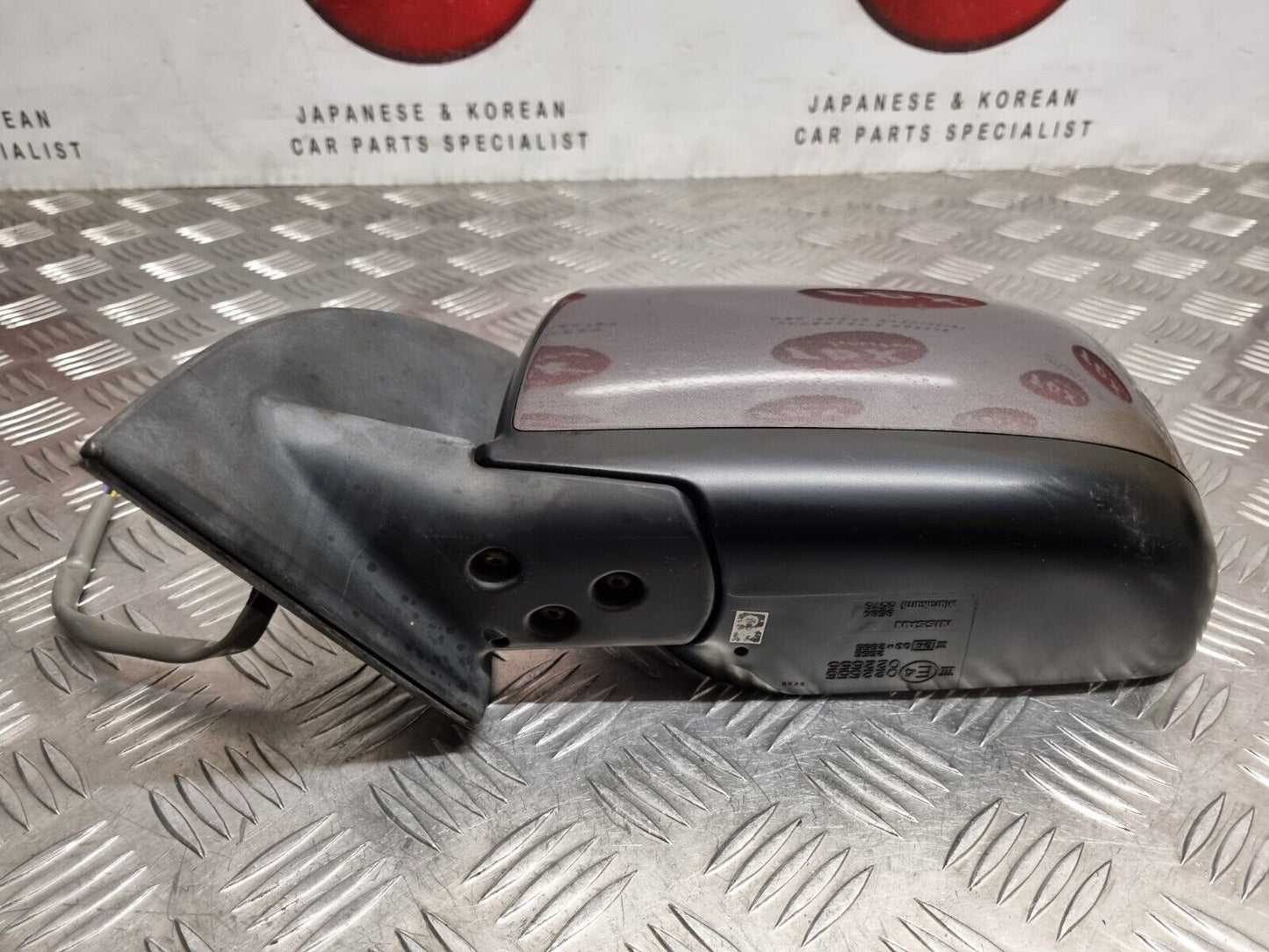 NISSAN X-TRAIL T31 2007-2013 GENUINE PASSENGERS SIDE ELECTRIC WING MIRROR (K55)