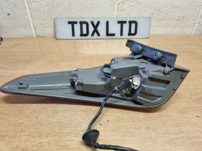 Hyundai I40 Saloon Drivers Rear Outer Brake Tail Light Lamp 2011-2015 92402-3Z3