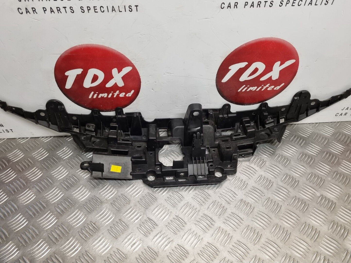 TOYOTA COROLLA MK12 2019-2023 GENUINE FRONT BUMPER GRILL BRACKET 53114-02530