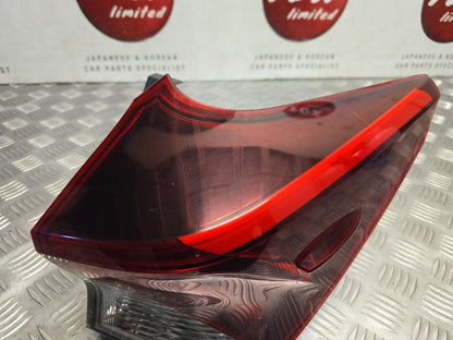 TOYOTA AURIS E18 FACELIFT 2015-2018 GENUINE DRIVERS SIDE REAR OUTER BRAKE LIGHT