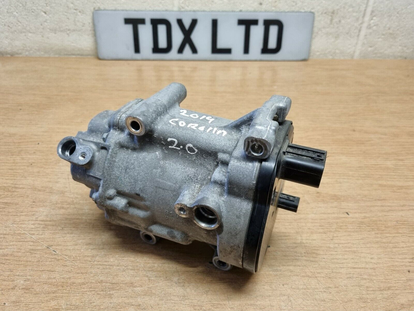 Toyota Corolla 2.0 Hybrid Genuine AC Compressor Pump 2017-2021 042400-0500