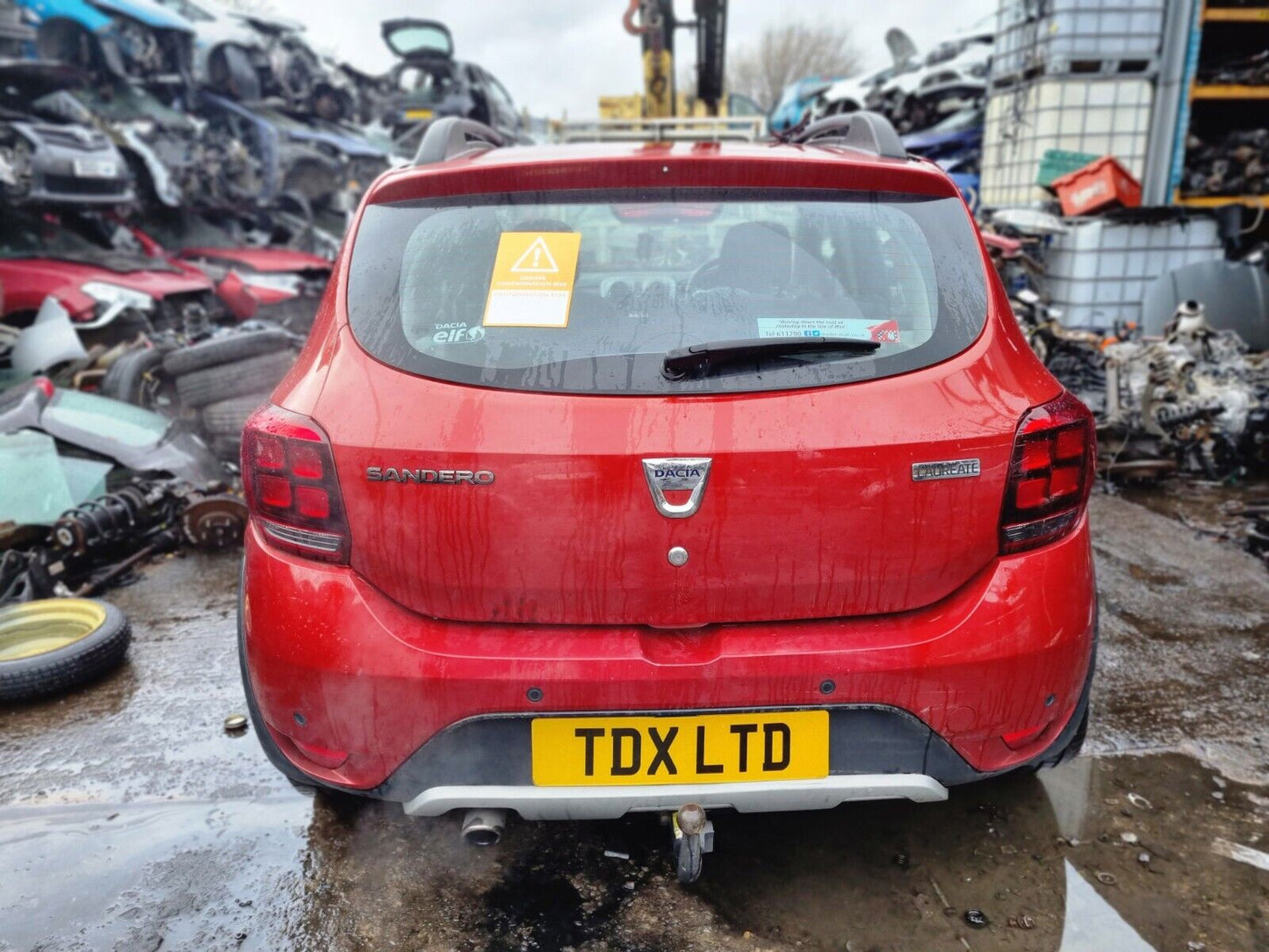 2017 DACIA SANDERO STEPWAY LAUREATE TCE 0.9 PETROL MANUAL VEHICLE FOR BREAKING