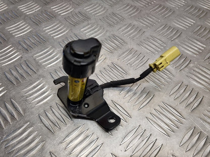 HYUNDAI TUCSON TL 2015-2020 PASSENGERS LEFT BONNET PYROTECHNIC ACTUATOR POPPER