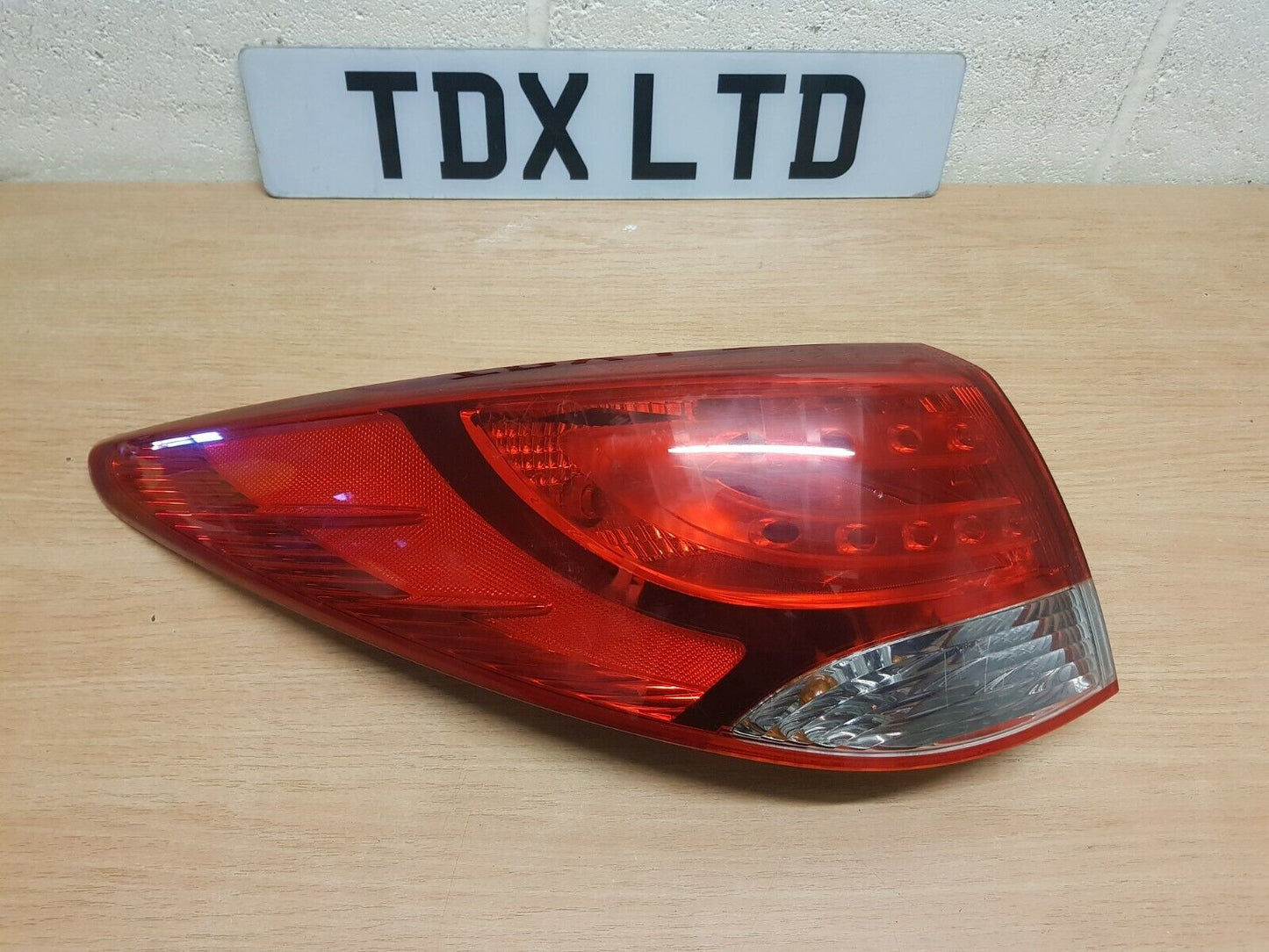 Hyundai IX35 Passengers Rear Outer Tail Light 2010 2011 2012 2013 2014 2015