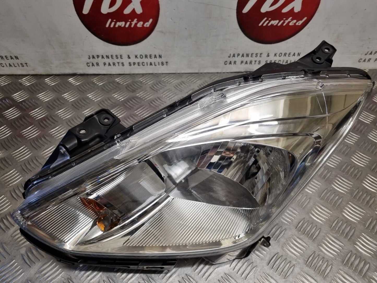 SUZUKI SWIFT 2017-2021 MK4 PRE-FACELIFT GENUINE PASSENGER SIDE HALOGEN HEADLIGHT