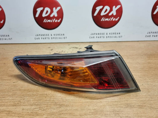 HONDA CIVIC MK8 2005-2009 PRE-FACELIFT PASSENGERS SIDE REAR OUTER BODY LIGHT