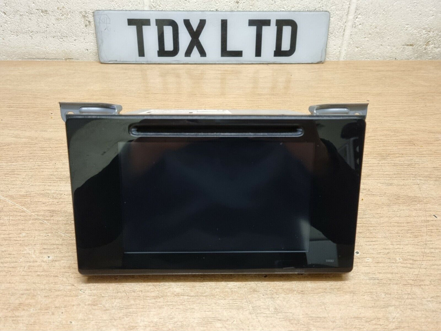 Toyota Auris E180 Genuine Sat Nav CD Multimedia Head Unit 2013-2018 86140-02370