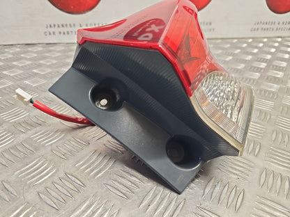 TOYOTA AURIS E18 FACELIFT 2015-2018 GENUINE DRIVERS SIDE REAR OUTER BRAKE LIGHT