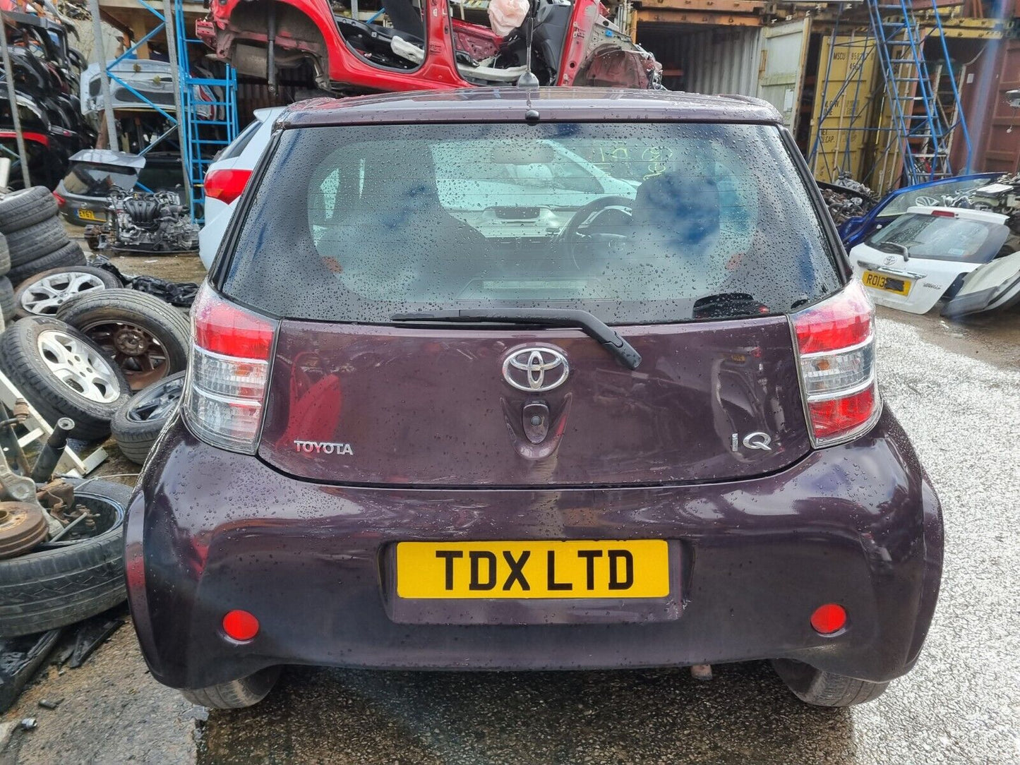 2011 TOYOTA IQ MK1 3DR HATCH 1.0 PETROL 5 SPEED MANUAL VEHICLE FOR BREAKING