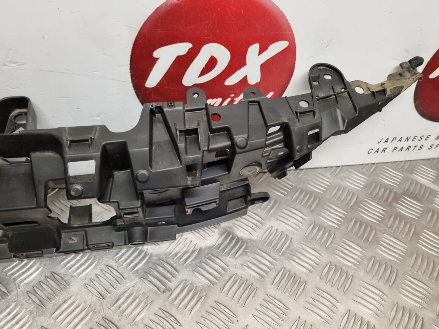 TOYOTA COROLLA MK12 2019-2023 GENUINE FRONT BUMPER GRILL BRACKET 53114-02530