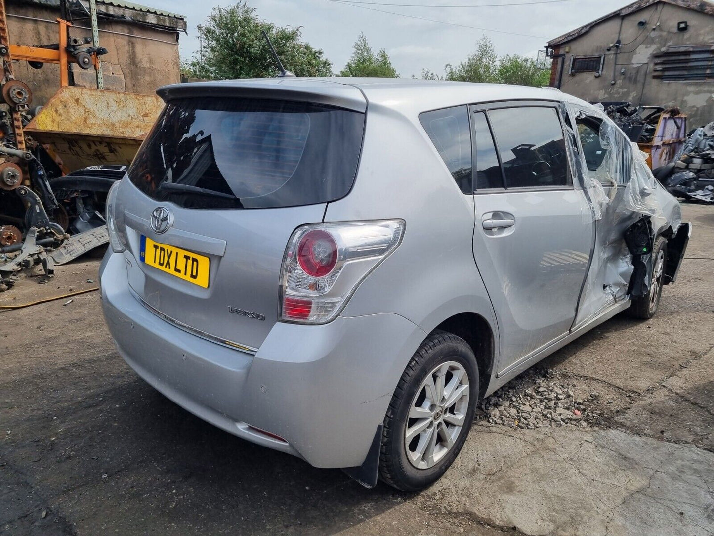 2011 TOYOTA VERSO TR MK2 1.8 PETROL 7 SPEED CVT AUTO VEHICLE FOR BREAKING