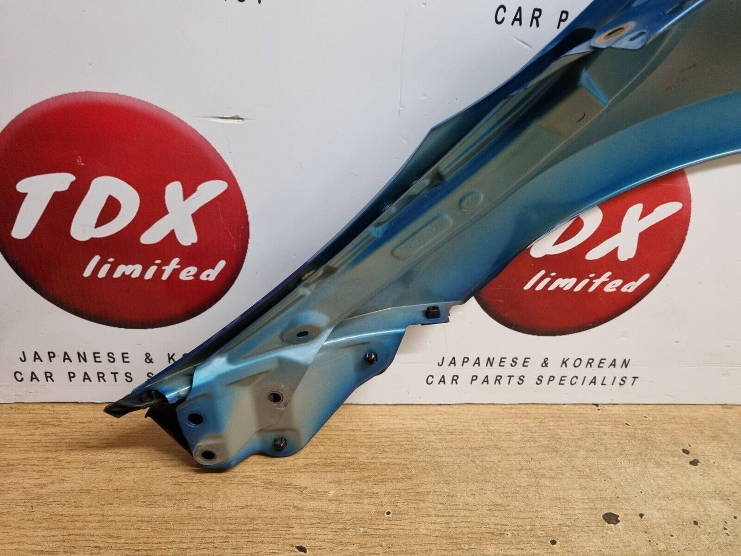 TOYOTA PRIUS MK4 2017-2020 XW50 GENUINE DRIVERS SIDE WING FENDER PANEL IN BLUE