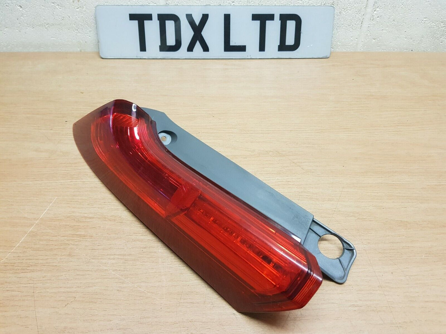 Honda CR-V MK4 Passenger Side Upper Rear Light Unit 2013 2014 2015 2016