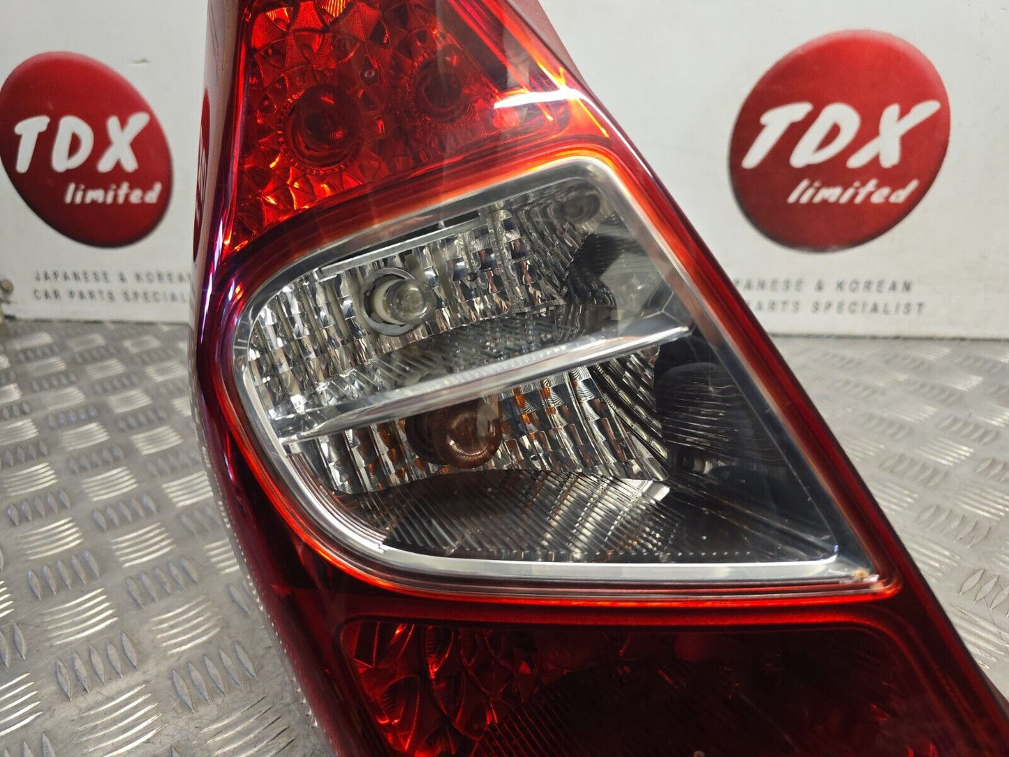 HYUNDAI I10 PA 2011-2013 FACELIFT PASSENGER SIDE REAR BRAKE BODY LIGHT 92401-0X1