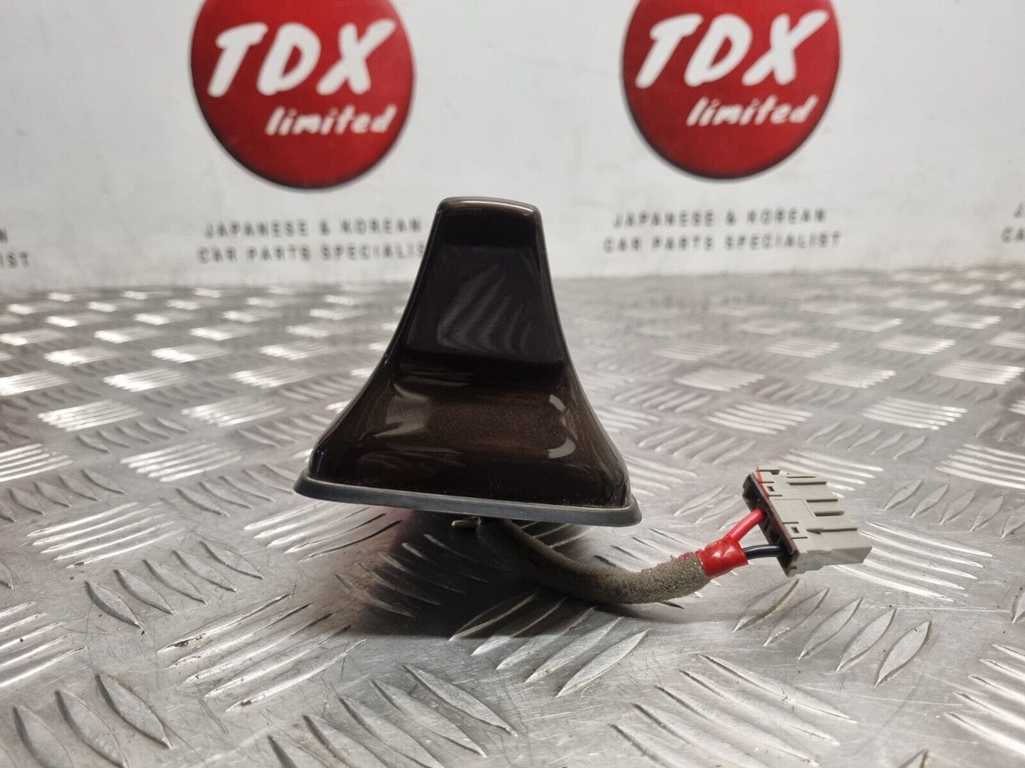 HYUNDAI IONIQ AE 2017-2019 GENUINE ROOF SHARK FIN ANTENNA 96210-G2220 RB4 BROWN