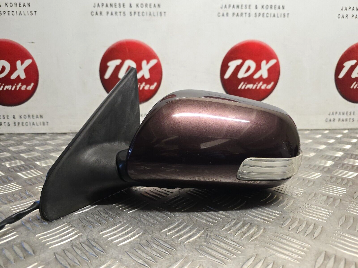 TOYOTA URBAN CRUISER 2009-2013 GENUINE PASSENGERS SIDE POWER FOLD WING MIRROR