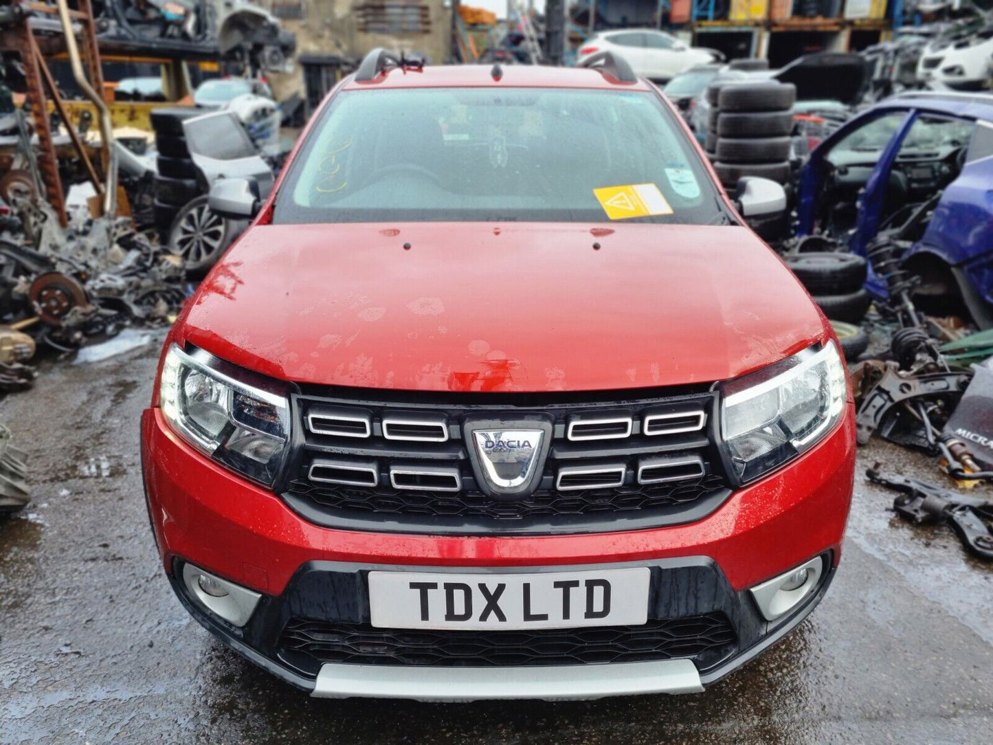 2017 DACIA SANDERO STEPWAY LAUREATE TCE 0.9 PETROL MANUAL VEHICLE FOR BREAKING