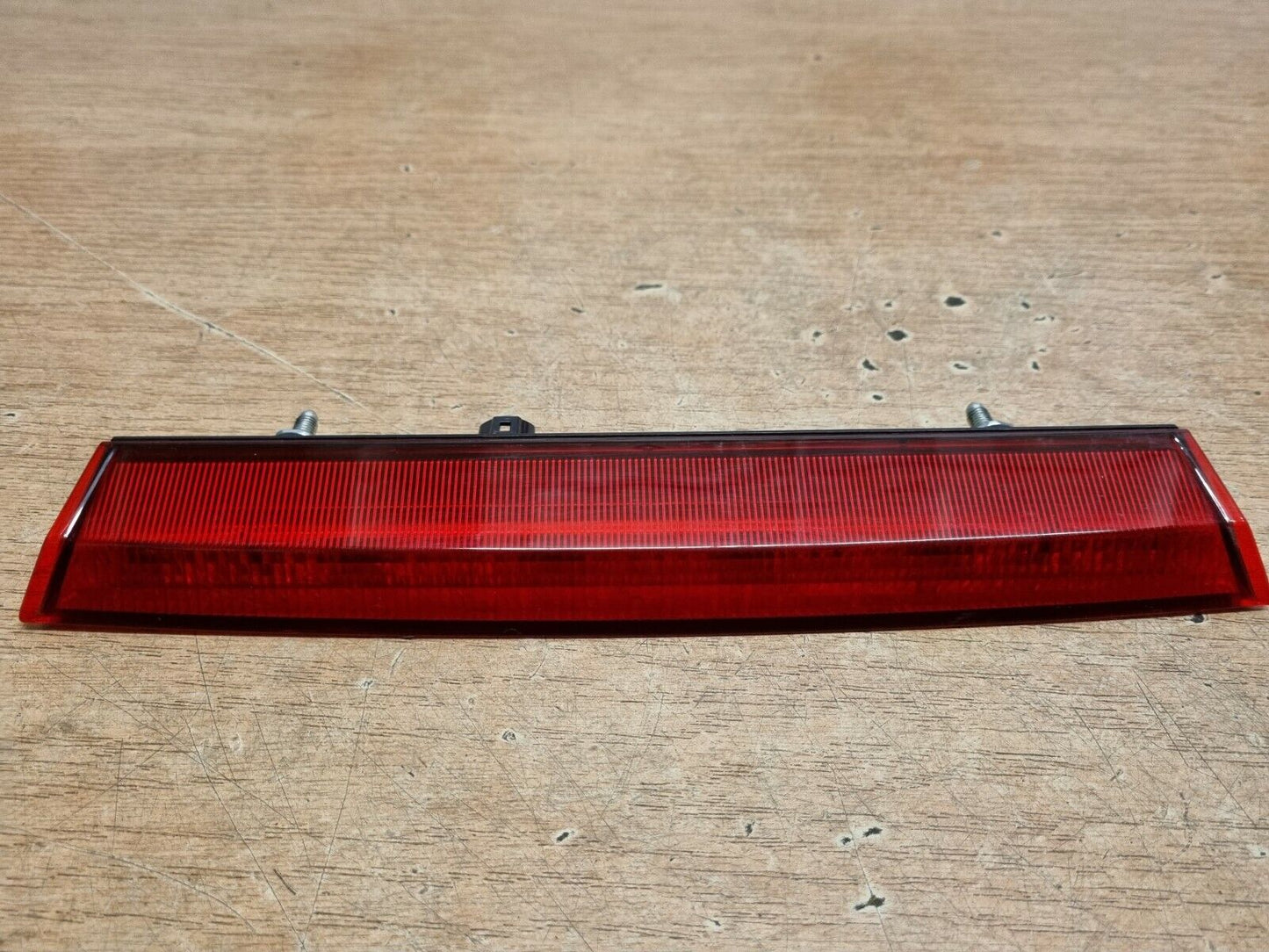 TOYOTA COROLLA MK12 ESTATE GENUINE REAR TAILGATE CENTER BRAKE LIGHT 2019-2021