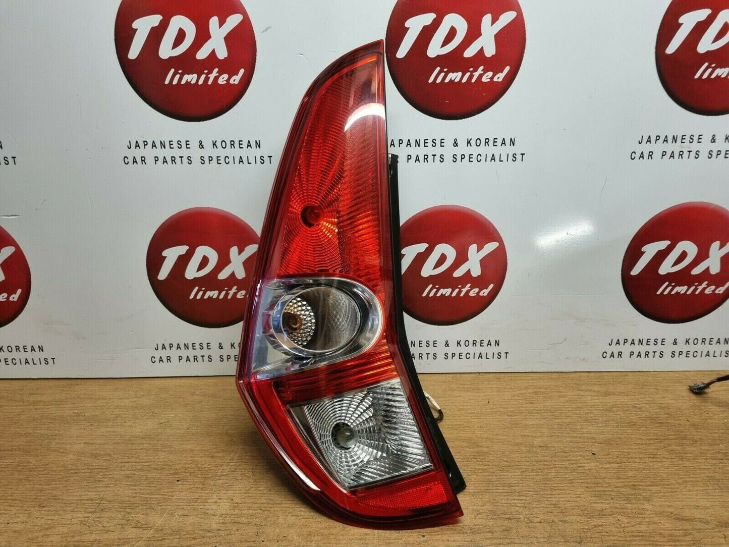 SUZUKI SPLASH GENUINE PASSENGERS SIDE REAR OUTER BODY TAIL LIGHT 2008-2014