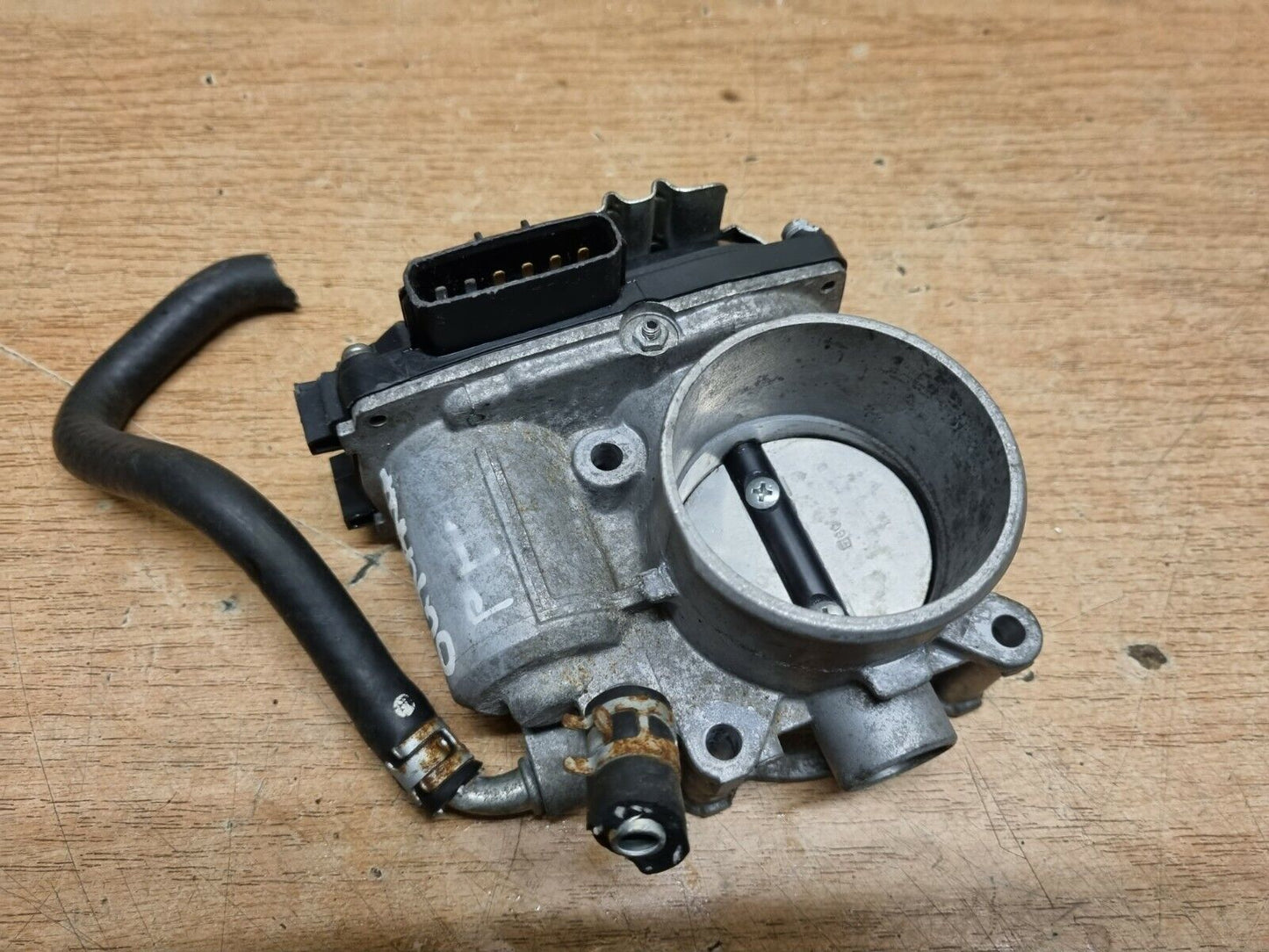 Mitsubishi Outlander MK3 2.0 PHEV Petrol Genuine Throttle Body 2014-2018