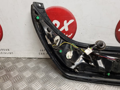 TOYOTA AYGO MK2 2014-2017 PRE-FACELIFT GENUINE PASSENGERS SIDE REAR OUTER LIGHT