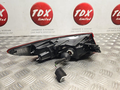 KIA PROCEED (CD) MK3 2019-2023 GENUINE DRIVERS SIDE REAR OUTER LED BRAKE LIGHT