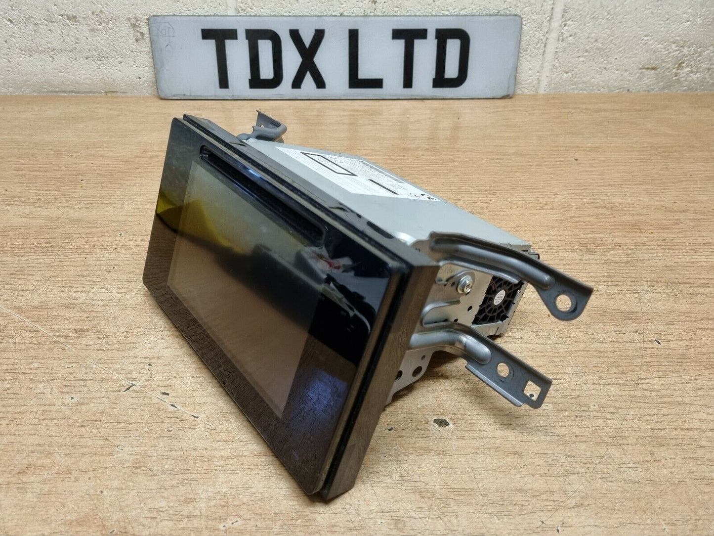 Toyota Auris E180 Genuine Sat Nav CD Multimedia Head Unit 2013-2018 86140-02370