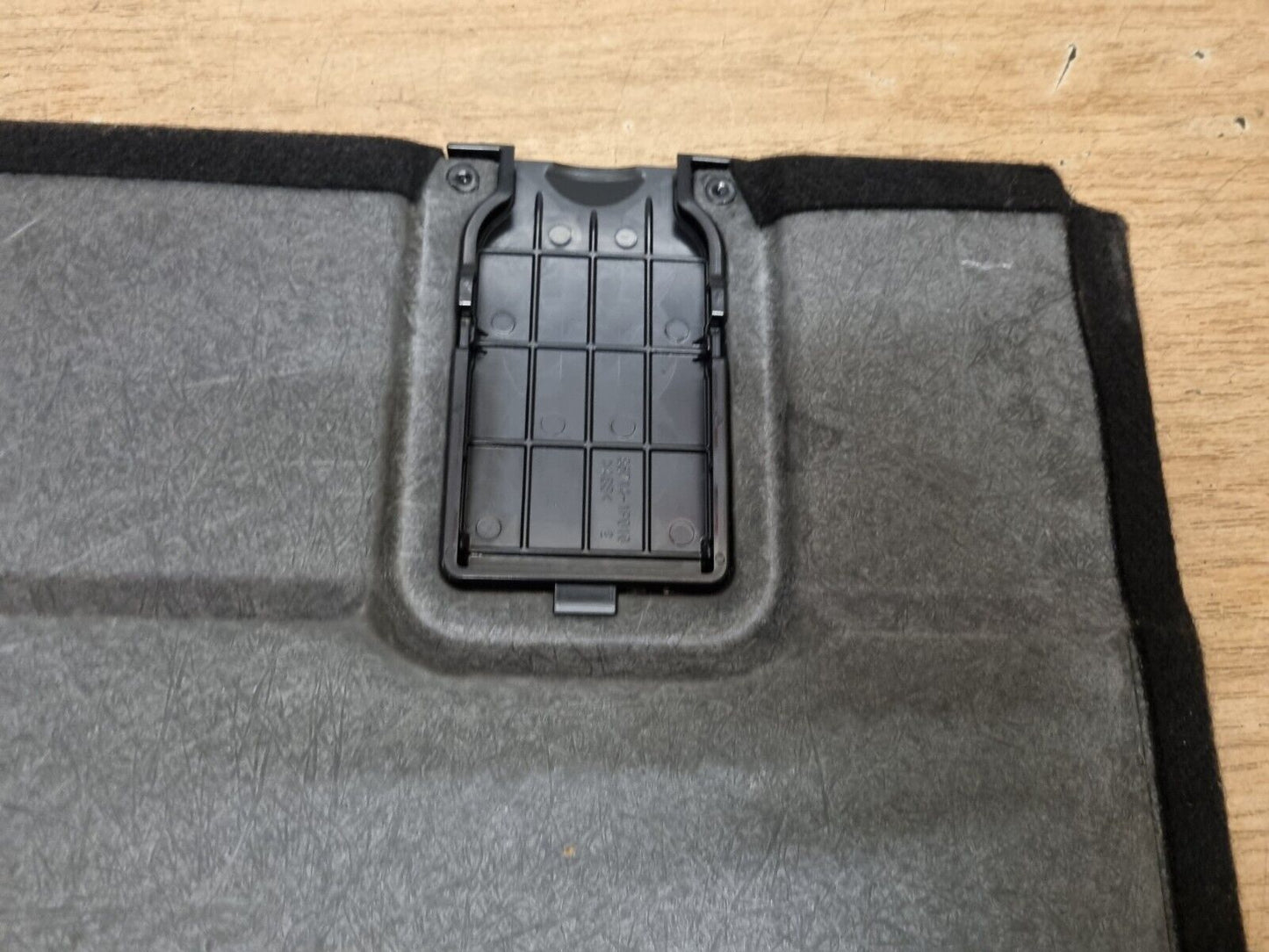 KIA VENGA 2010-2018 GENUINE REAR BOOT FLOOR CARPET COVER LINER DECK 85720-1P000