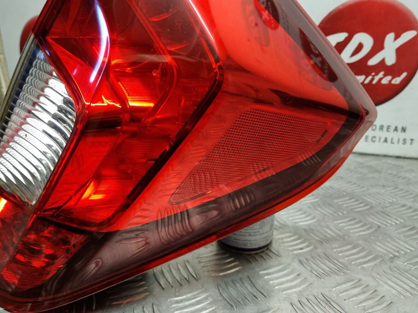 HONDA JAZZ MK4 2015-2020 GENUINE DRIVERS SIDE REAR OUTER LED BRAKE LIGHT