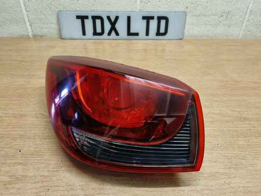 MAZDA 2 MK3 DJ 2015-2019 GENUINE PASSENGERS SIDE REAR OUTER BODY TAIL LIGHT LAMP