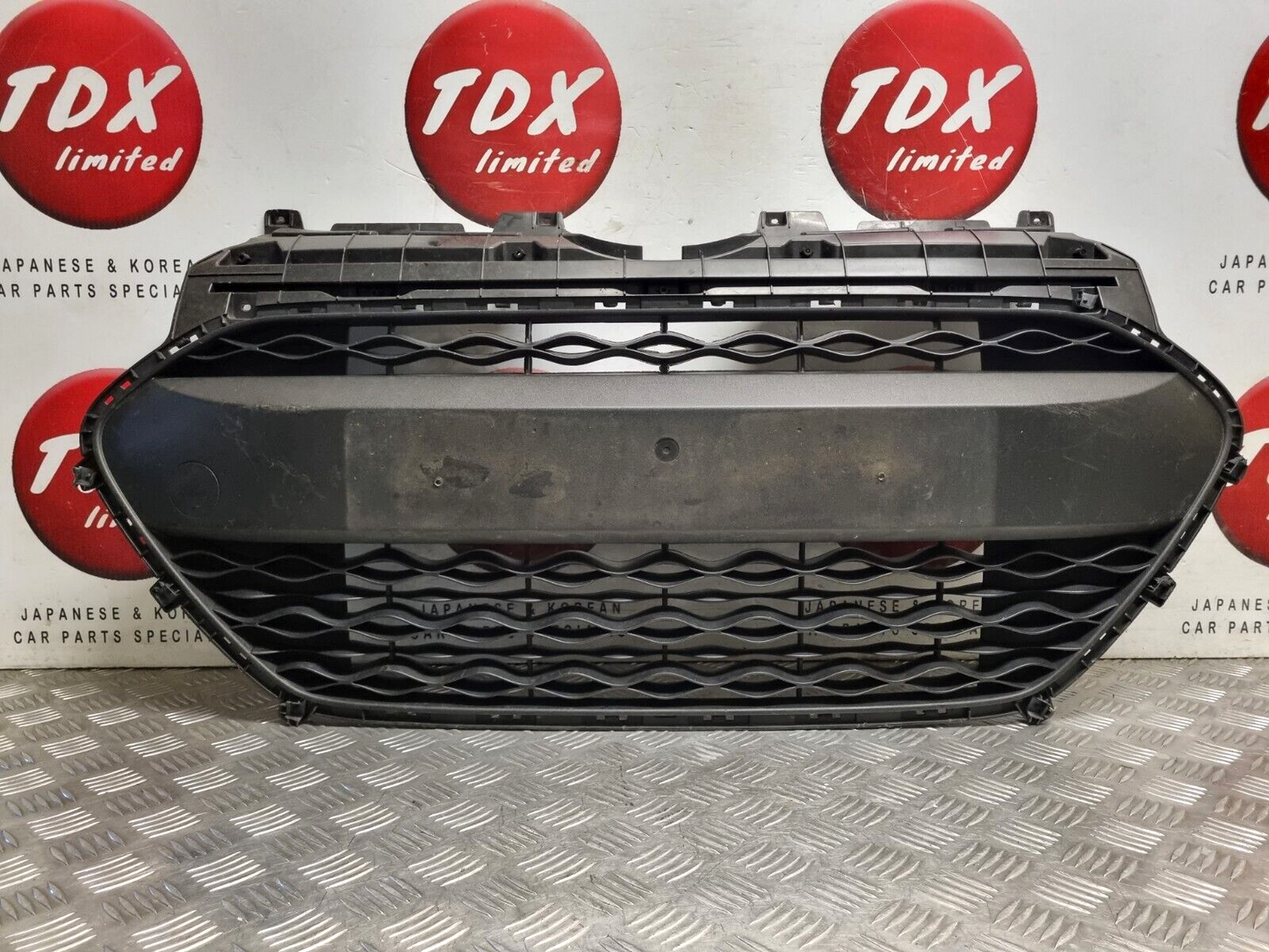 HYUNDAI I10 MK2 2014-2017 PRE-FACELIFT GENUINE FRONT BUMPER GRILL 86569-B9000