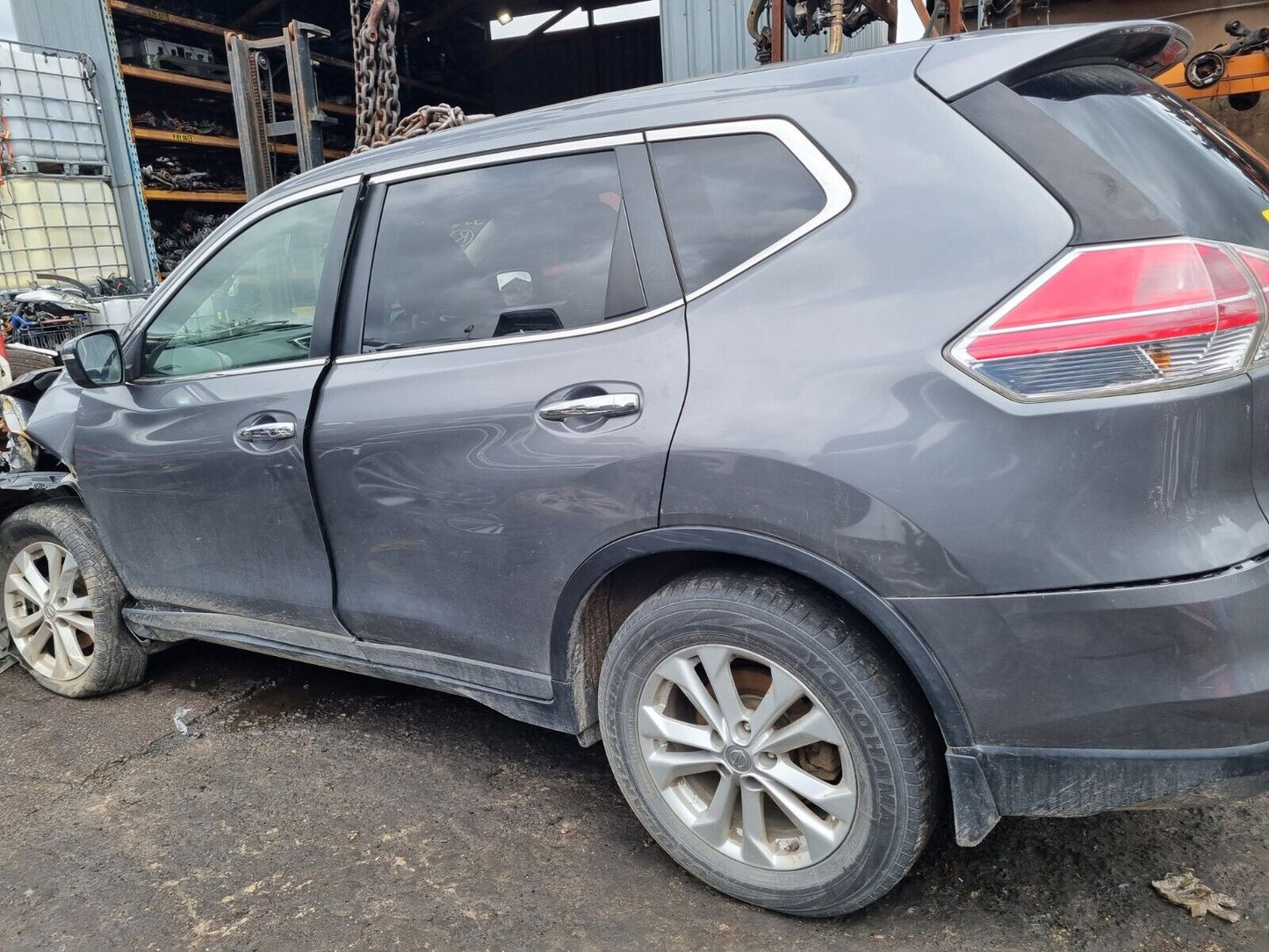 2016 NISSAN X-TRAIL ACENTA T32 1.6 DIESEL 6 SPEED MANUAL VEHICLE FOR BREAKING