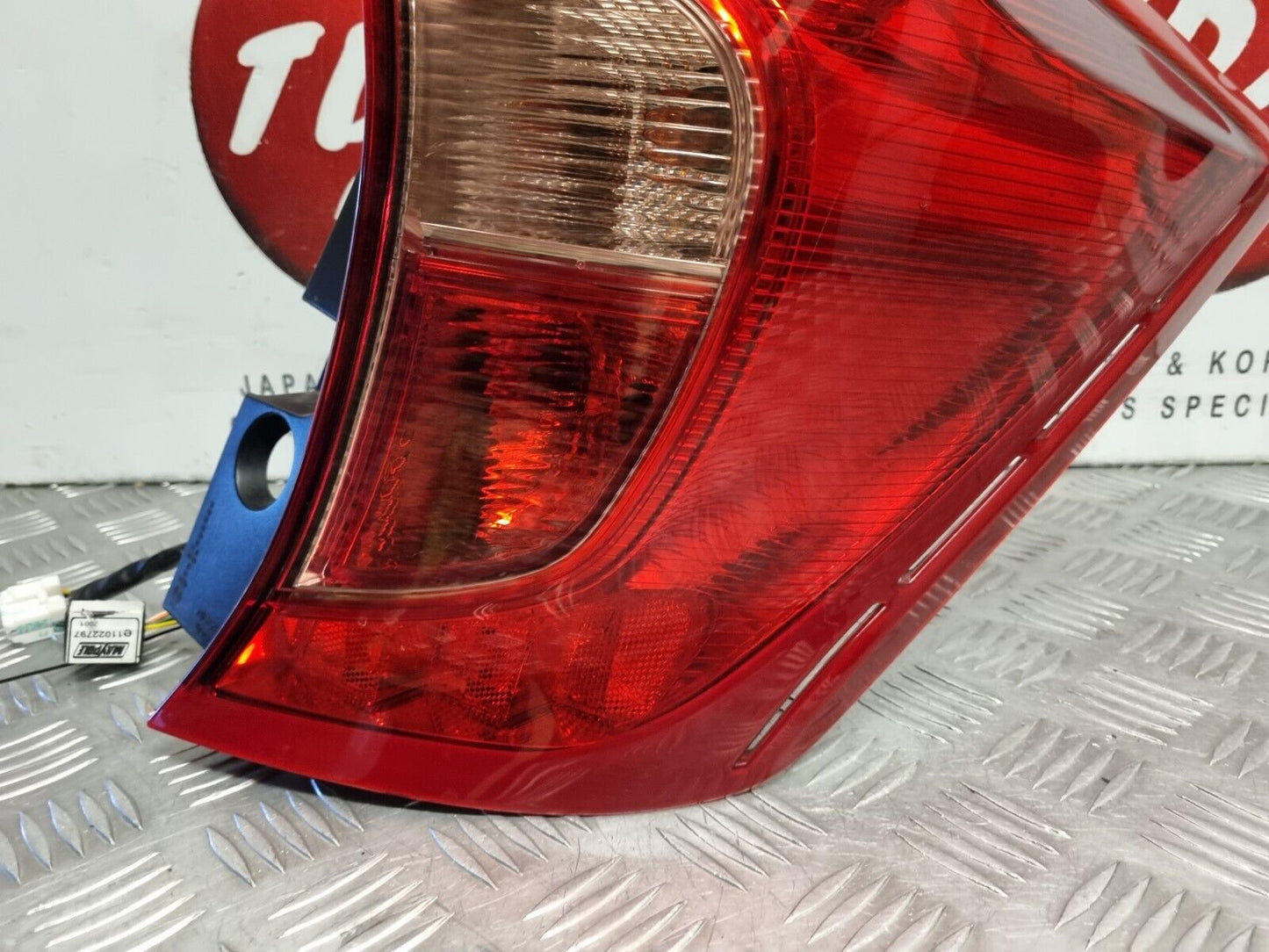 NISSAN NOTE MK2 E12 2012-2017 GENUINE DRIVERS REAR OUTER LED BODY BRAKE LIGHT