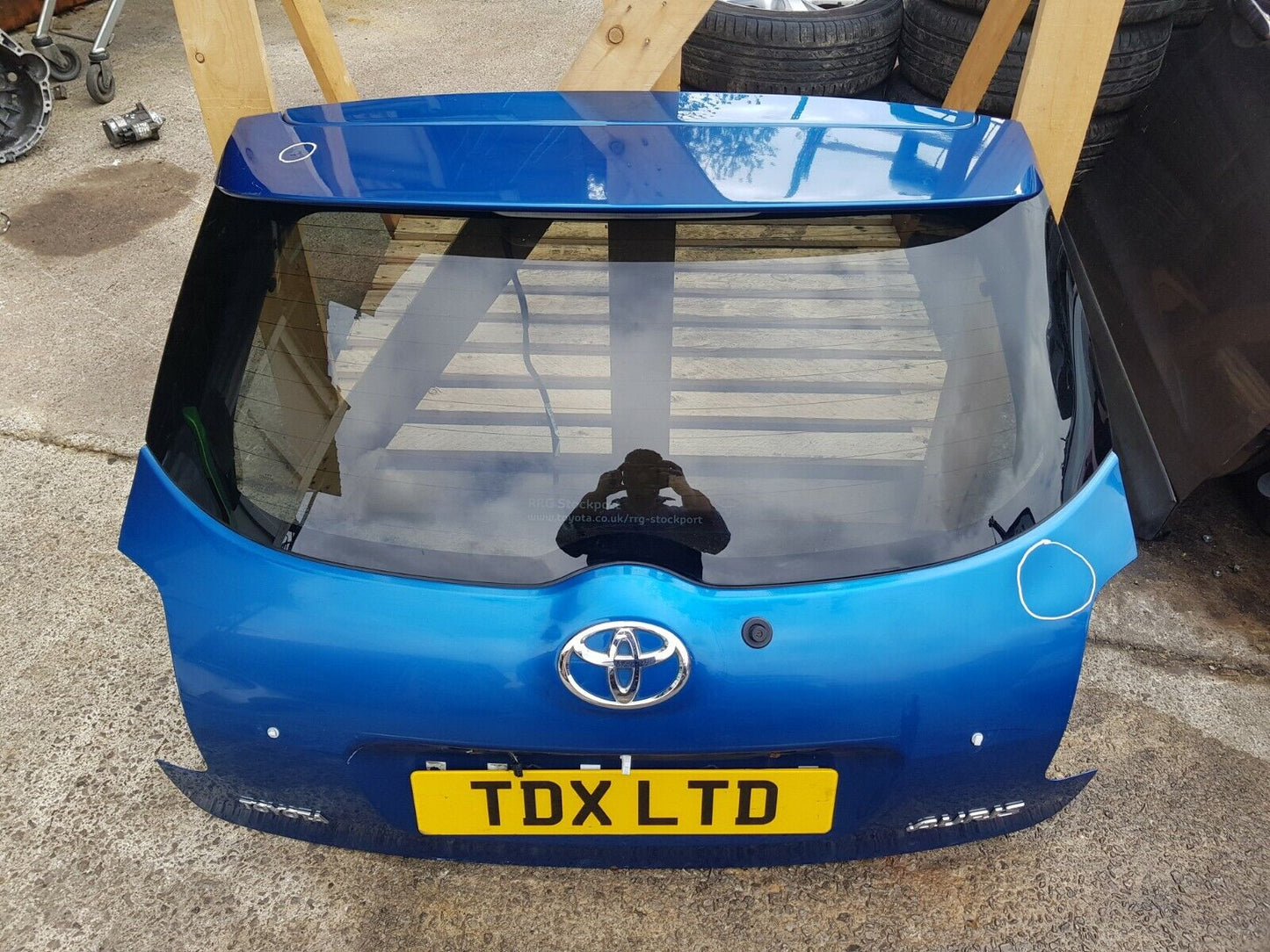 Toyota Auris Mk1 5 Door Hatch Pre-Facelift Tailgate Shell + Windscreen 2006-2009