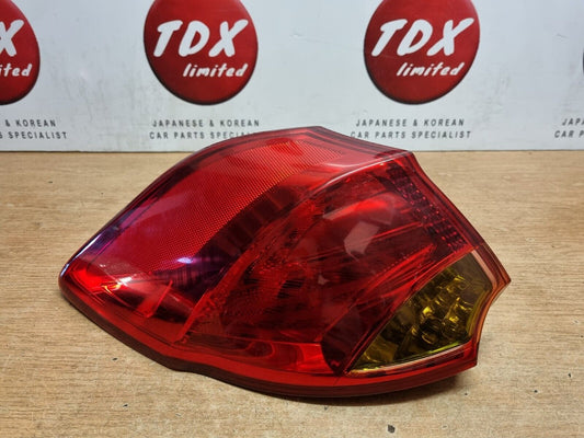 KIA CEED MK2 JD 2012-2015 PRE-FACELIFT GENUINE PASSENGERS REAR OUTER BRAKE LIGHT