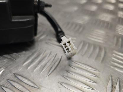 LEXUS IS300H MK3 2013-2017 GENUINE PASSENGERS REAR INNER BOOTLID LED BRAKE LIGHT