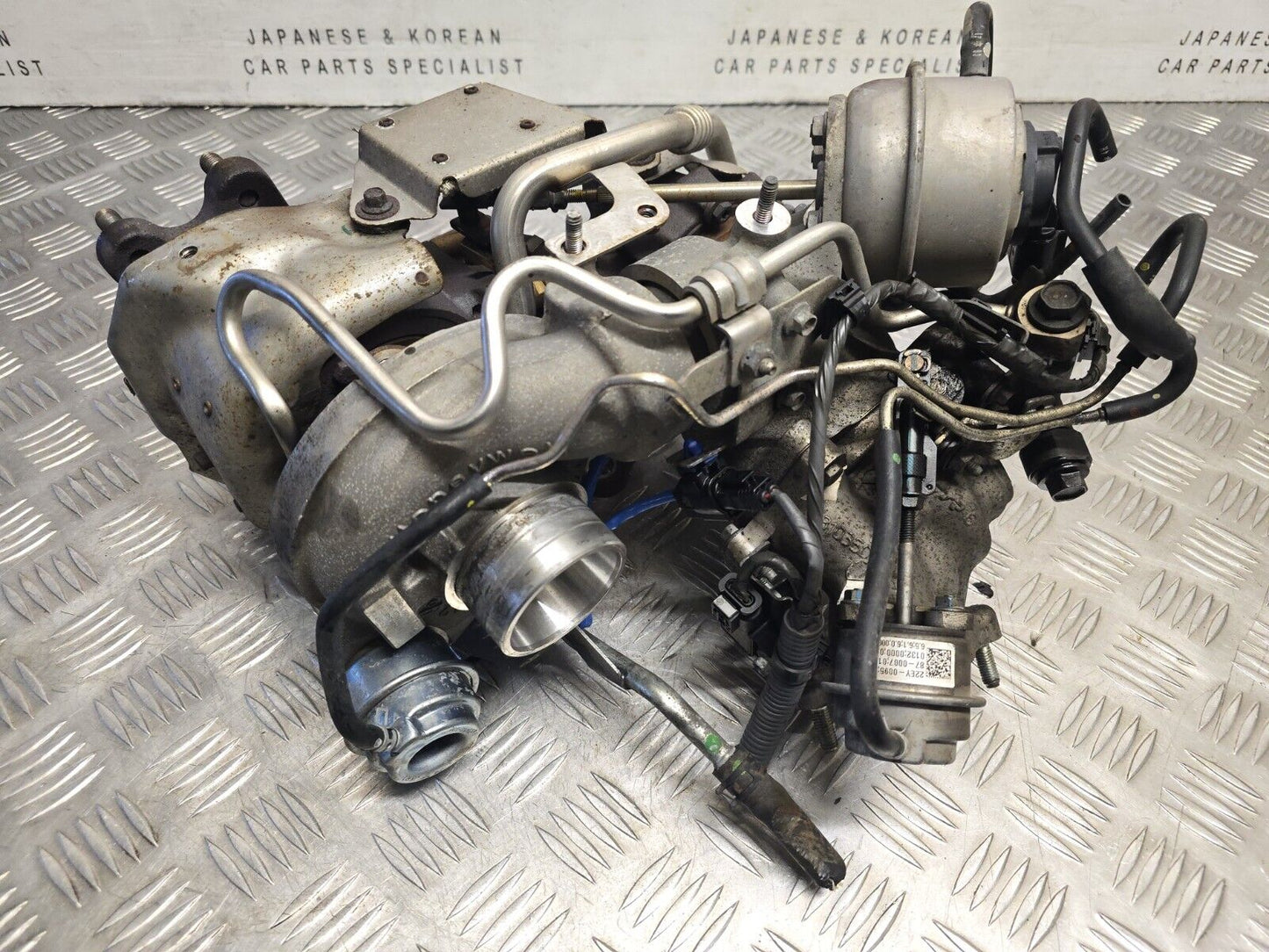 MAZDA 3 6 CX-5 2014-2018 2.2 DIESEL GENUINE TWIN BI TURBO + ACTUATOR SH01-13700