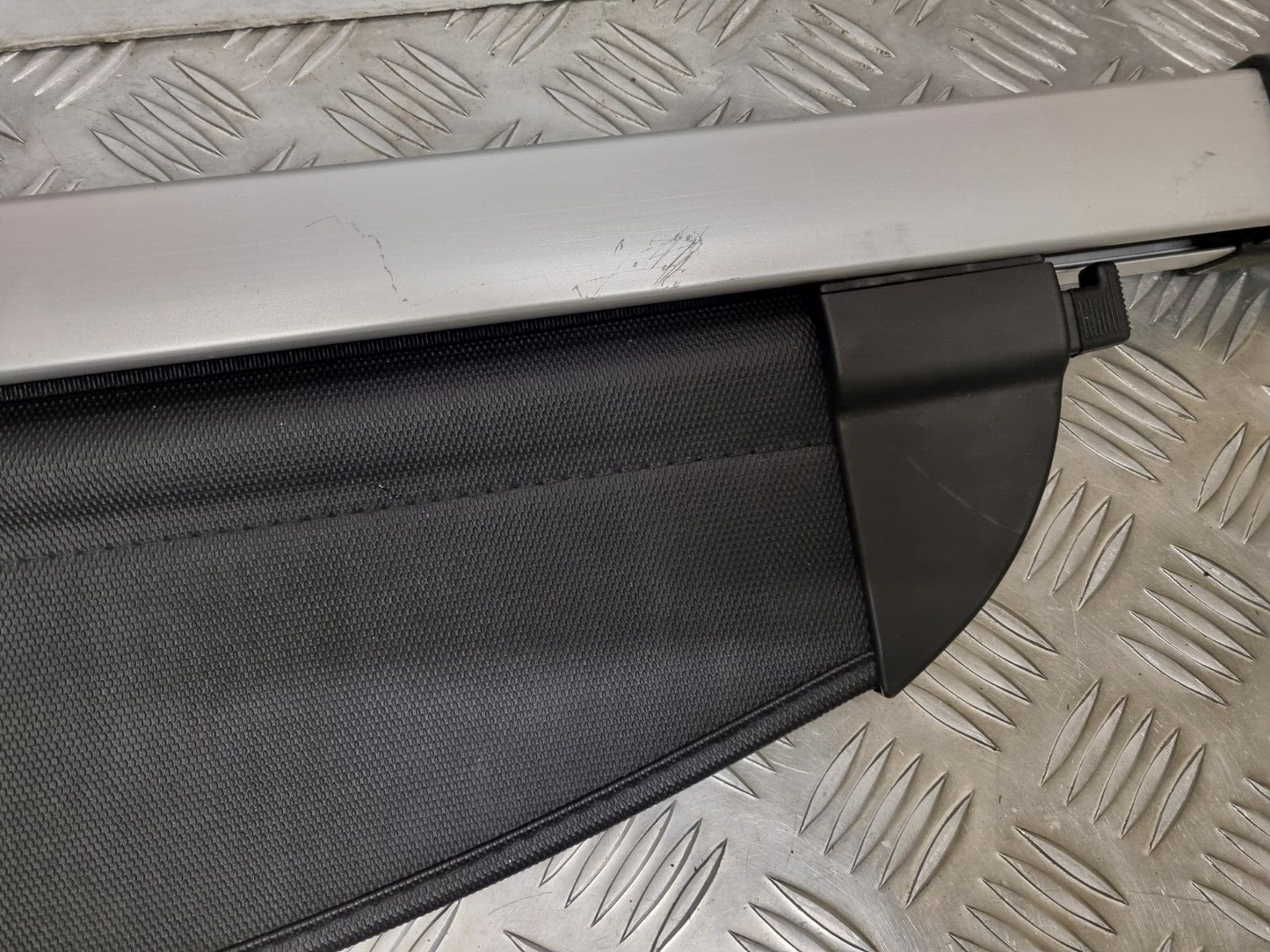 KIA SPORTAGE (SL) MK3 2010-2015 GENUINE RETRACTABLE PARCEL SHELF LUGGAGE COVER