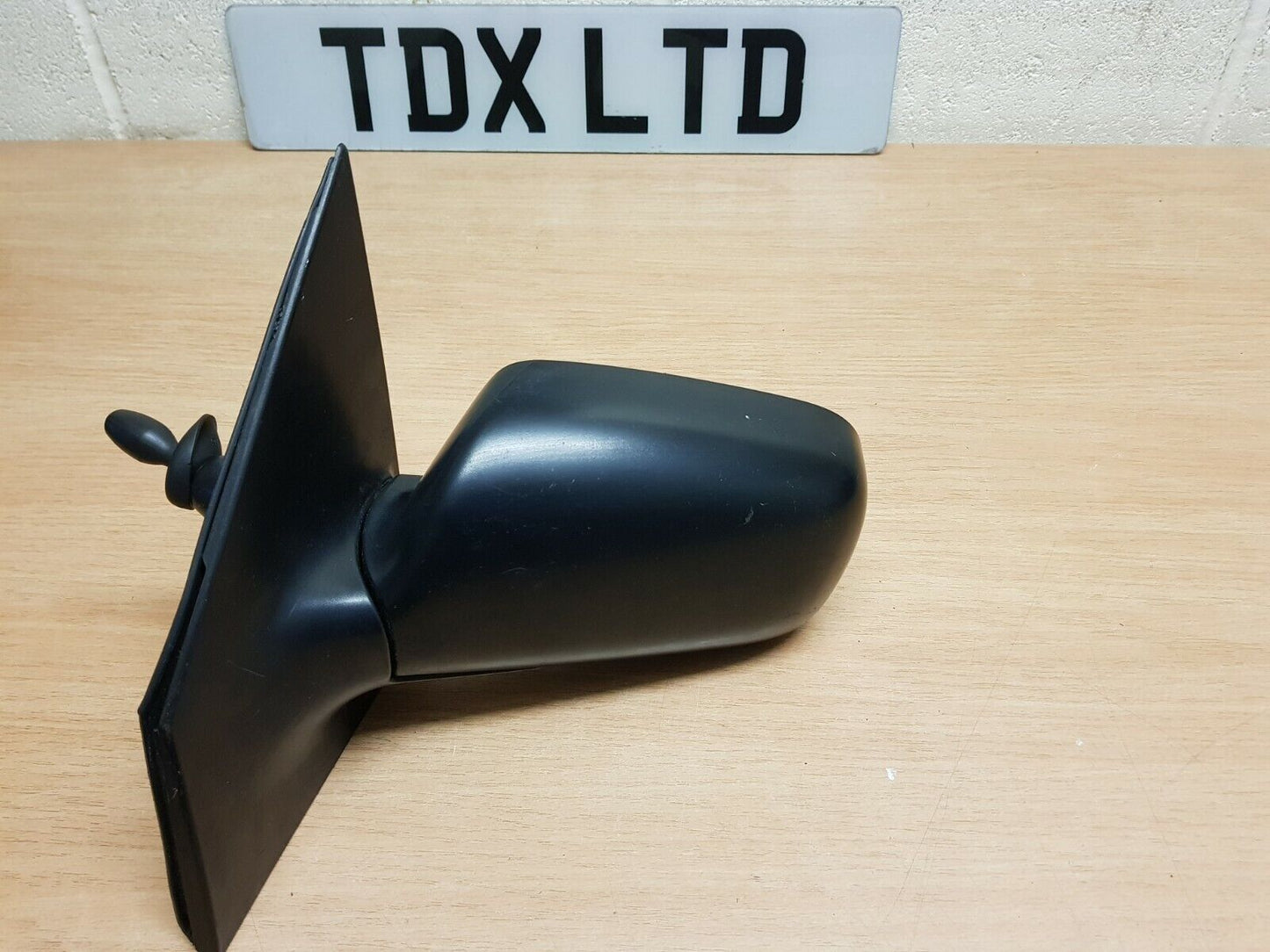 TOYOTA YARIS VNK 2003-2005 GENUINE MANUAL PASSENGERS WING MIRROR BLACK