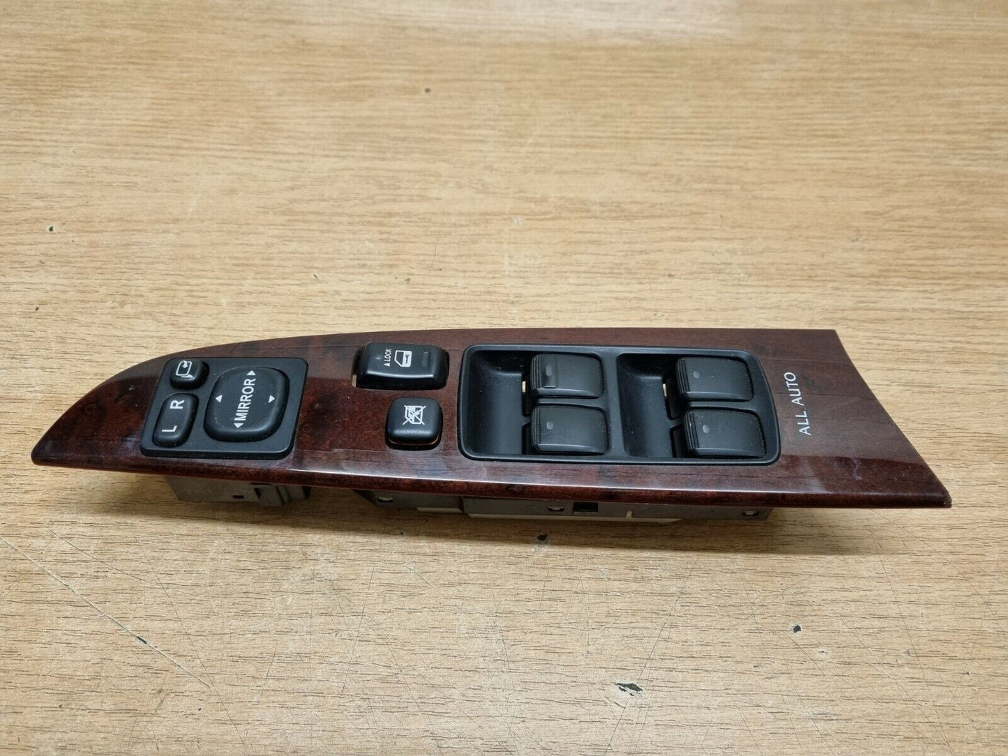 Lexus IS220 / IS250 Drivers Front Window Switches + Red Wood Surround 2006-2012