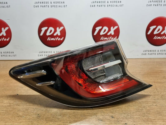 TOYOTA COROLLA MK12 HATCHBACK PASSENGERS SIDE REAR OUTER LED LIGHT 2019-2022