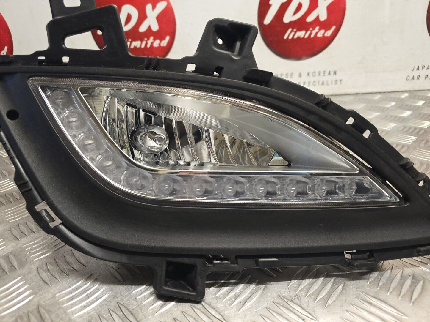 HYUNDAI I30 (GD) MK2 2012-2017 GENUINE DRIVERS FRONT LED DRL + FOG LIGHT LAMP