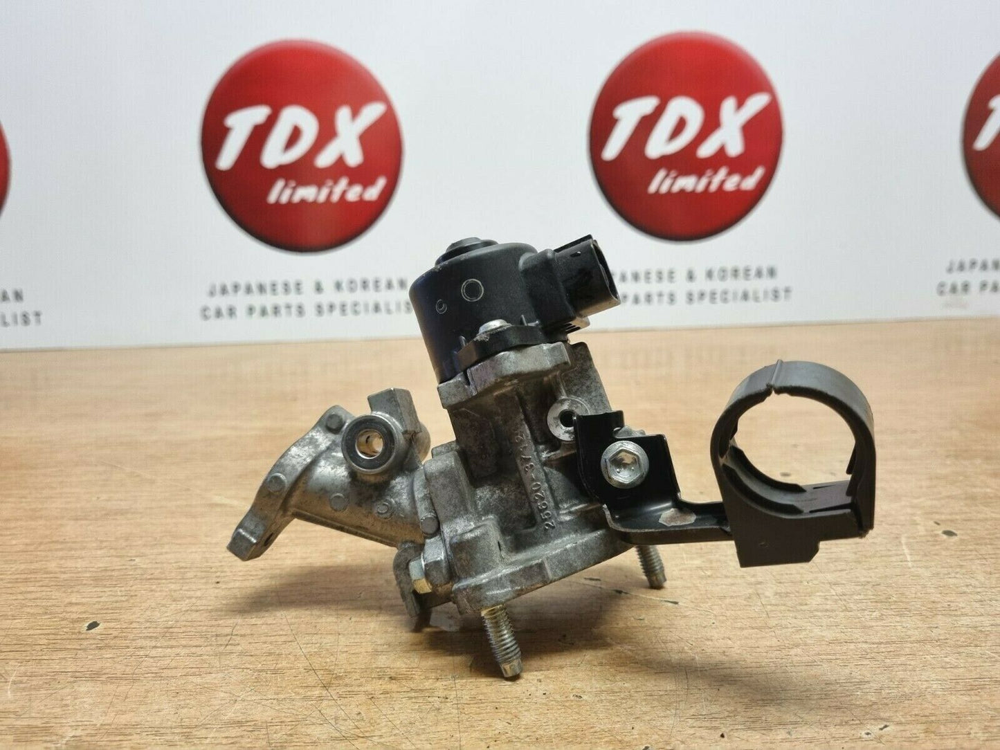 Toyota Auris Hybrid 1.8 Petrol Genuine EGR Valve 2010-2018 25620-37120