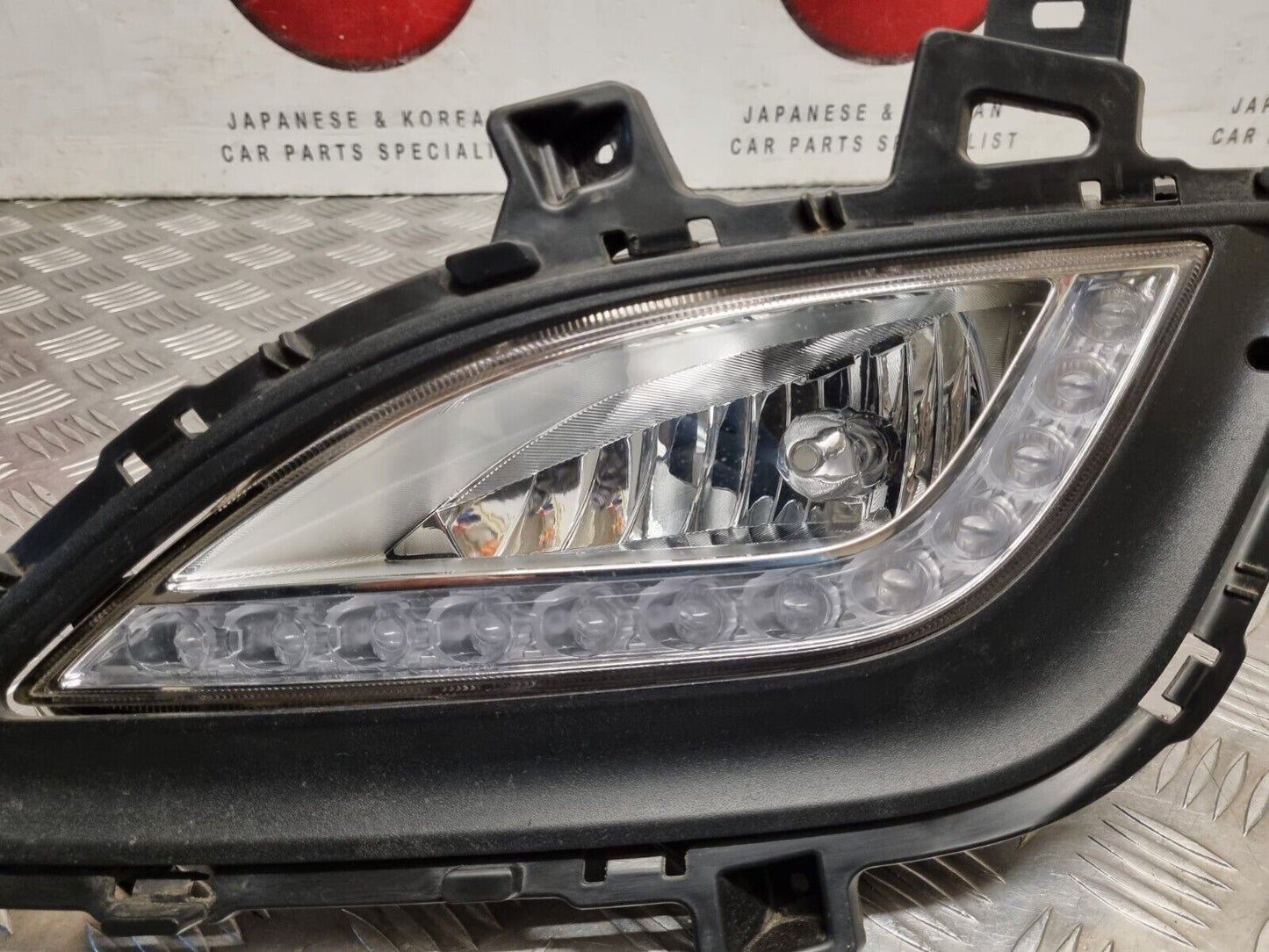 HYUNDAI I30 (GD) MK2 2012-2017 GENUINE PASSENGERS FRONT LED DRL + FOG LIGHT LAMP