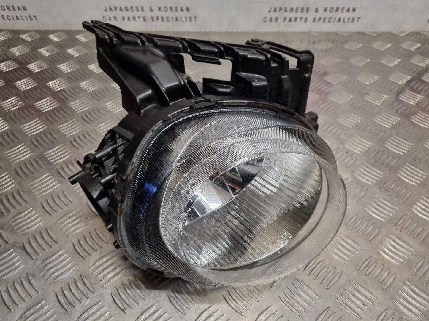 NISSAN JUKE 2010-2014 PRE-FACELIFT GENUINE DRIVERS MIDDLE HEADLIGHT 260101KA0A