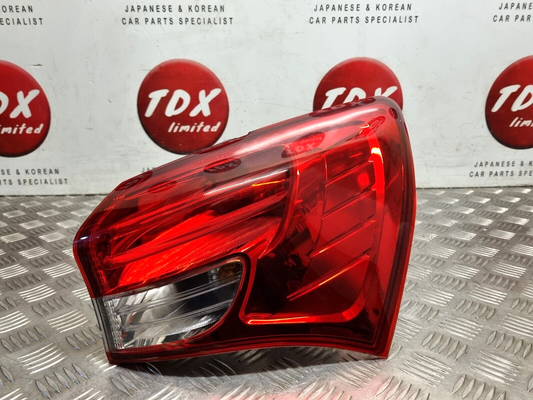 HYUNDAI IX20 JC 2010-2019 GENUINE DRIVERS REAR OUTER BRAKE LIGHT LAMP 92402-1K0