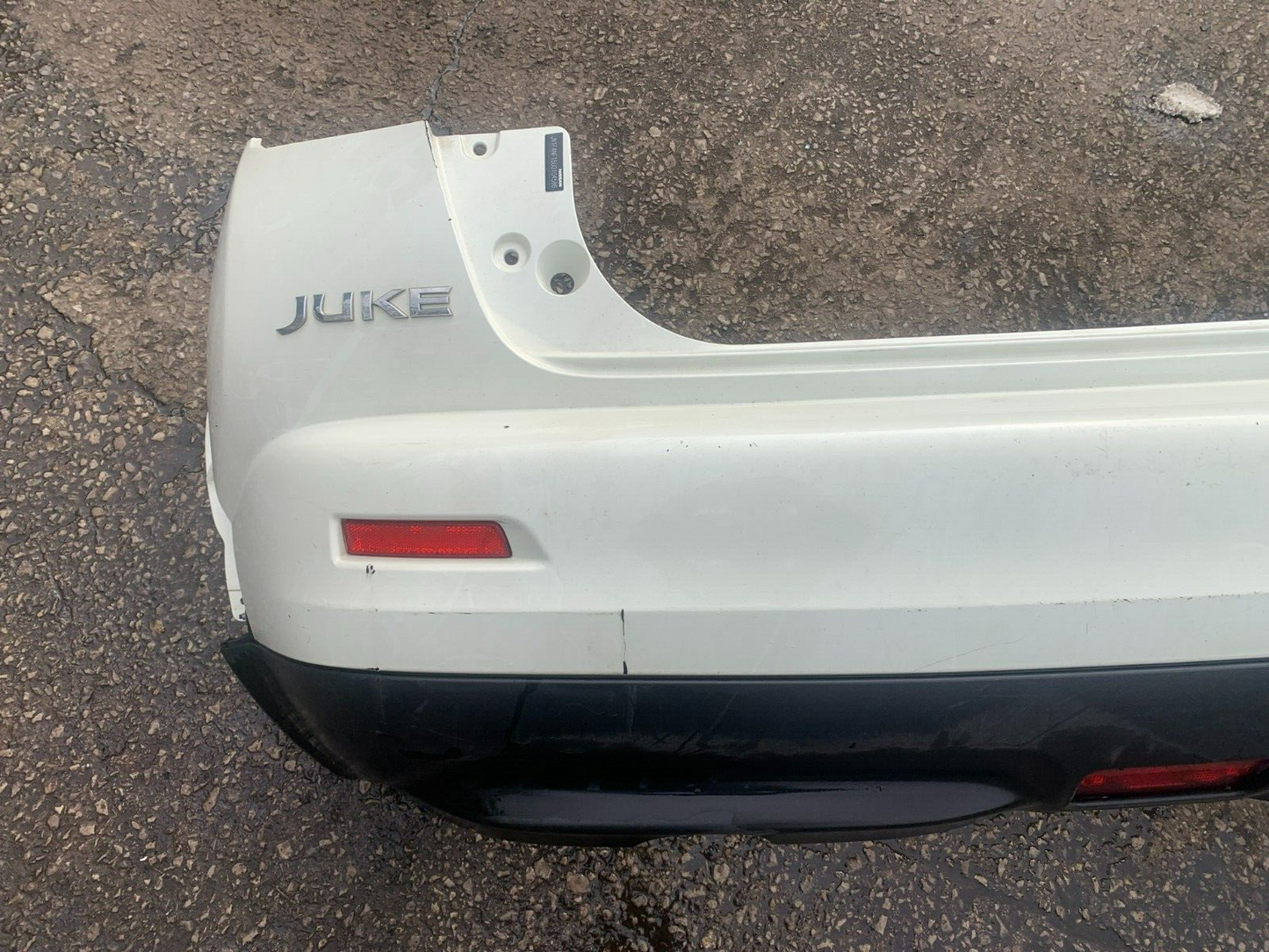 NISSAN JUKE F15 2010-2014 PRE-FACELIFT GENUINE REAR BUMPER WHITE