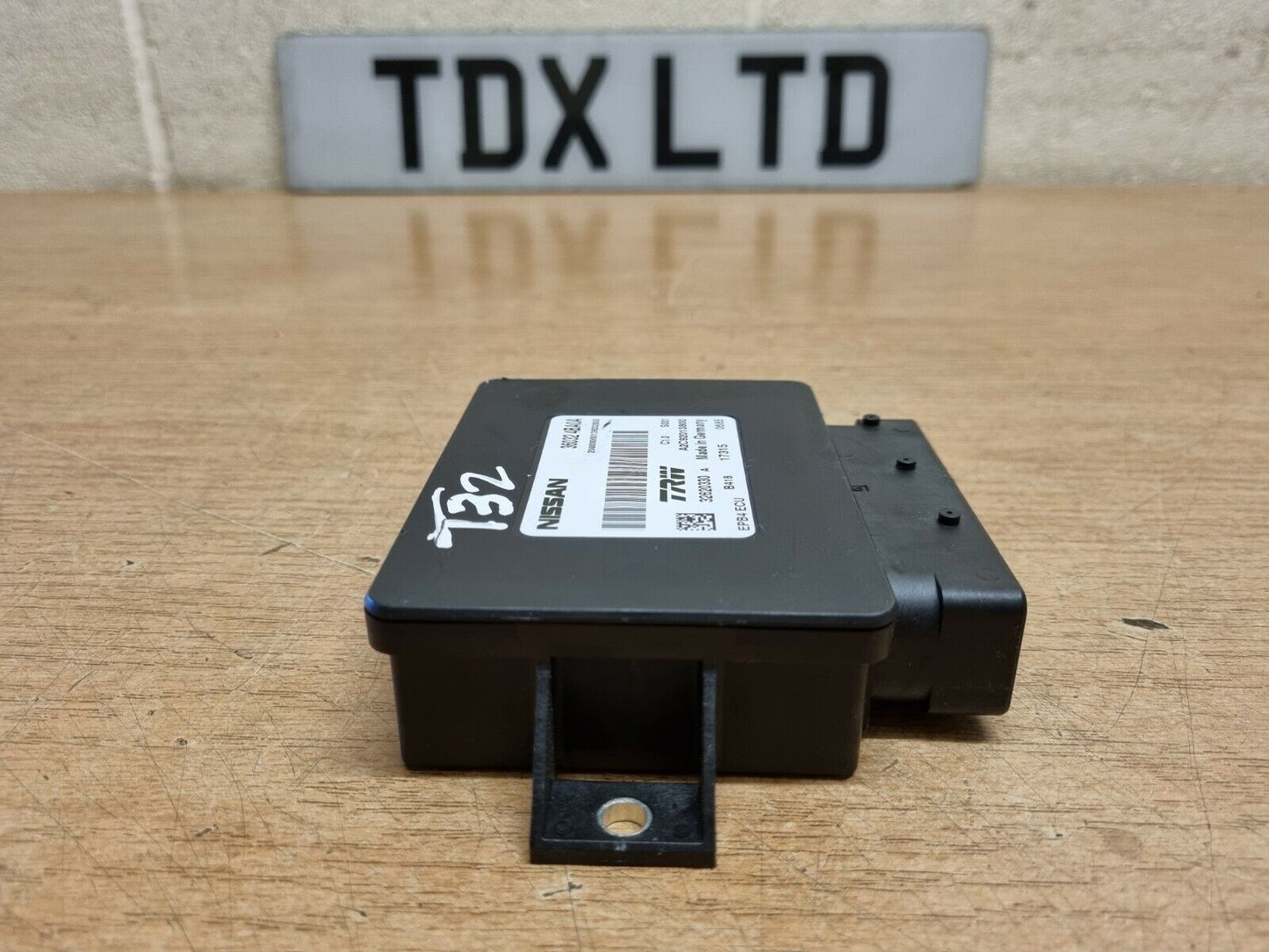 Nissan X-Trail T32 Genuine Parking Brake Control Module 2014-2017 360324BA0A