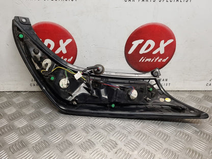 TOYOTA AYGO MK2 2014-2017 PRE-FACELIFT GENUINE PASSENGERS SIDE REAR OUTER LIGHT
