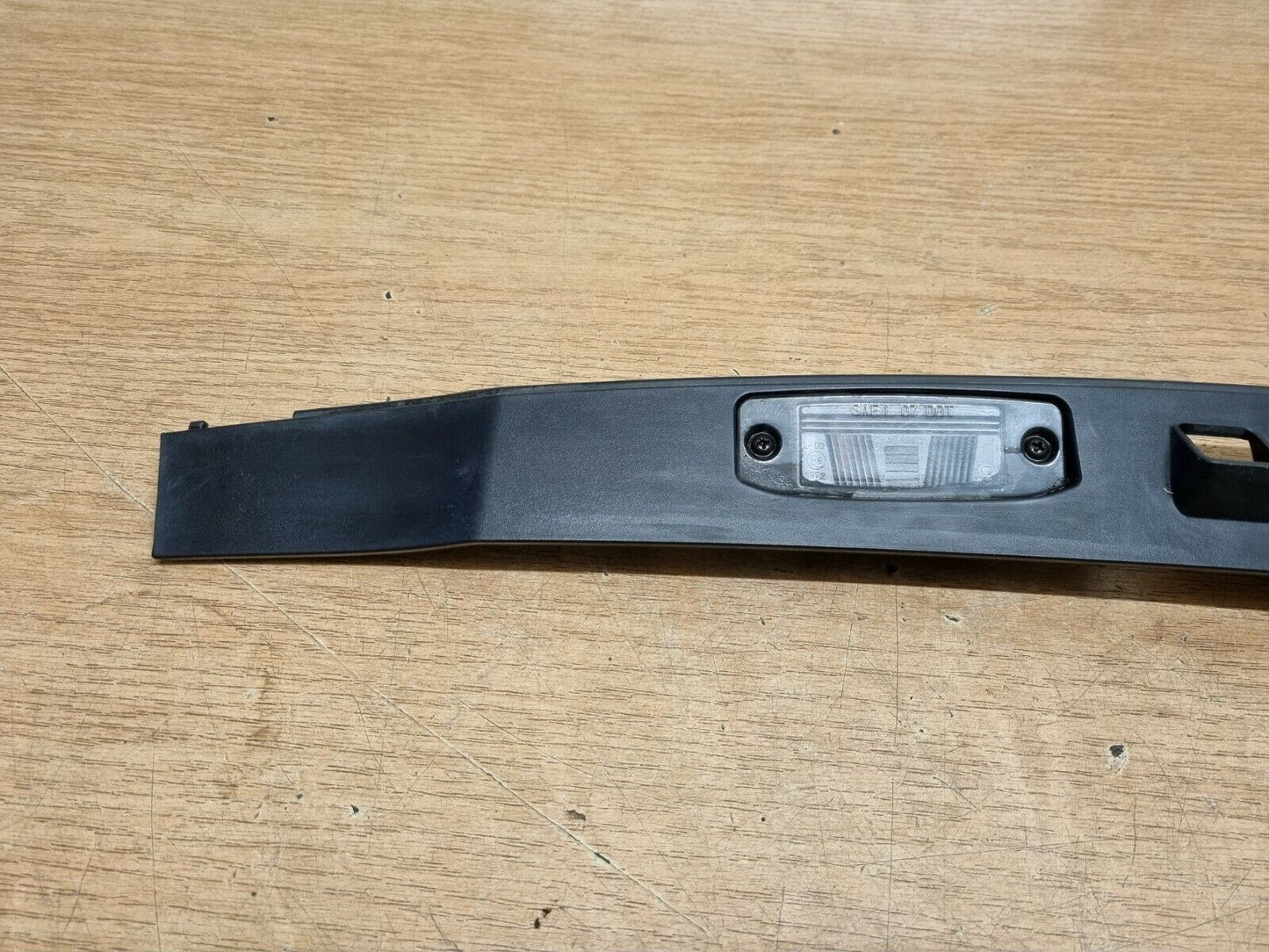 Hyundai I40 Estate CW Tailgate Number Plate Handle Strip 2011-2015 87312 3Z100